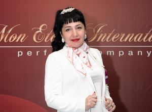 С днем рождения, Лариса!