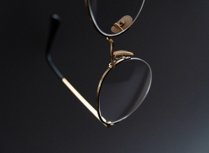 Во-первых - учиться, во-вторых - учиться и в-третьих - учиться