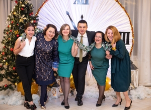 С наступающим Новым 2022 годом!