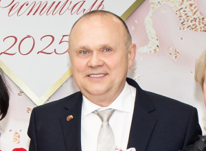 Примите поздравления, Александр!